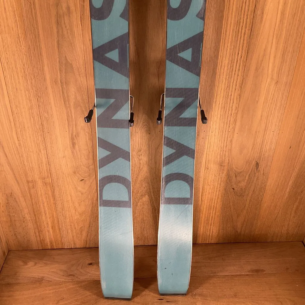 2021 Dynastar M-Pro 84 w/ Look NX 12 Demo Bindings