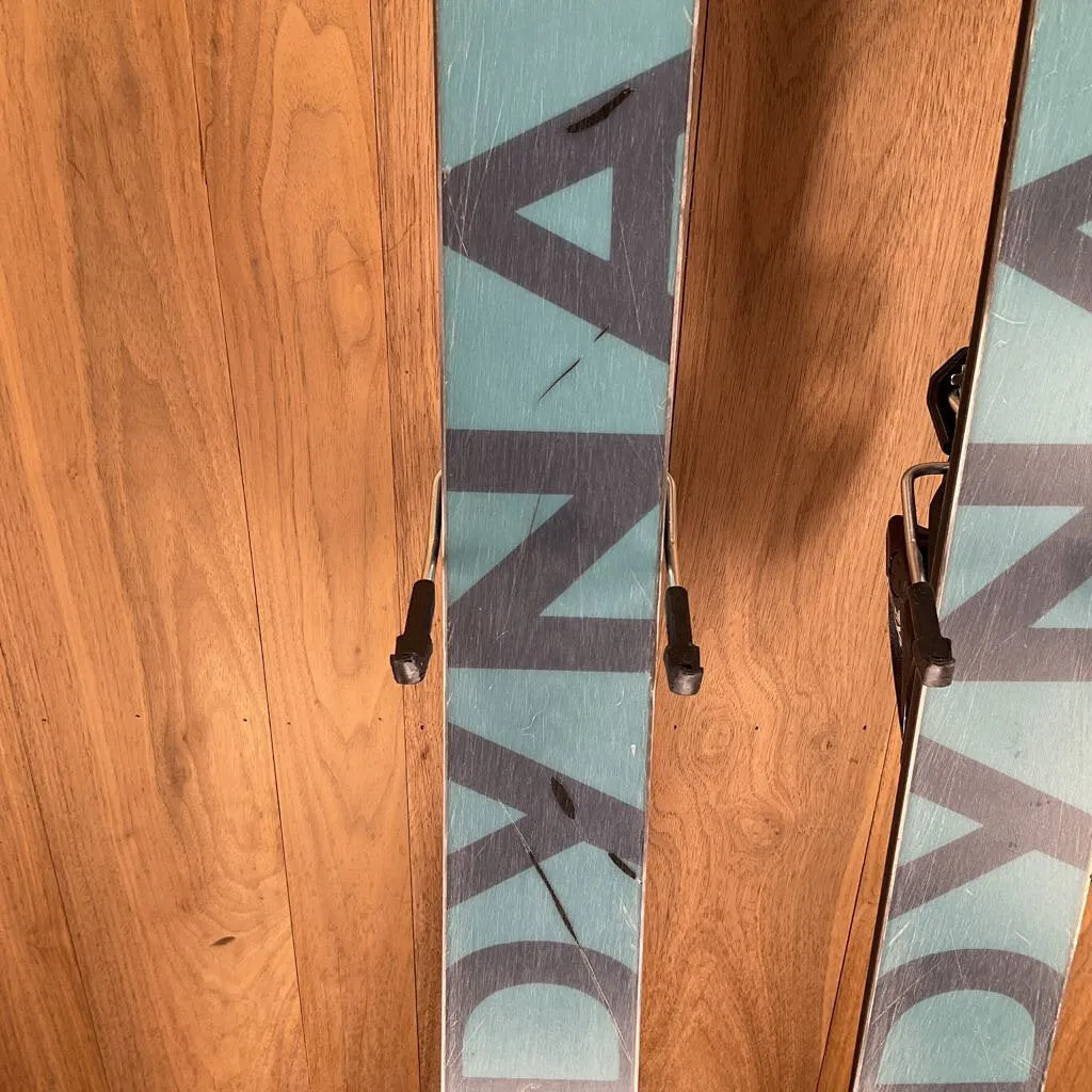 2021 Dynastar M-Pro 84 w/ Look SPX 12 Demo Bindings