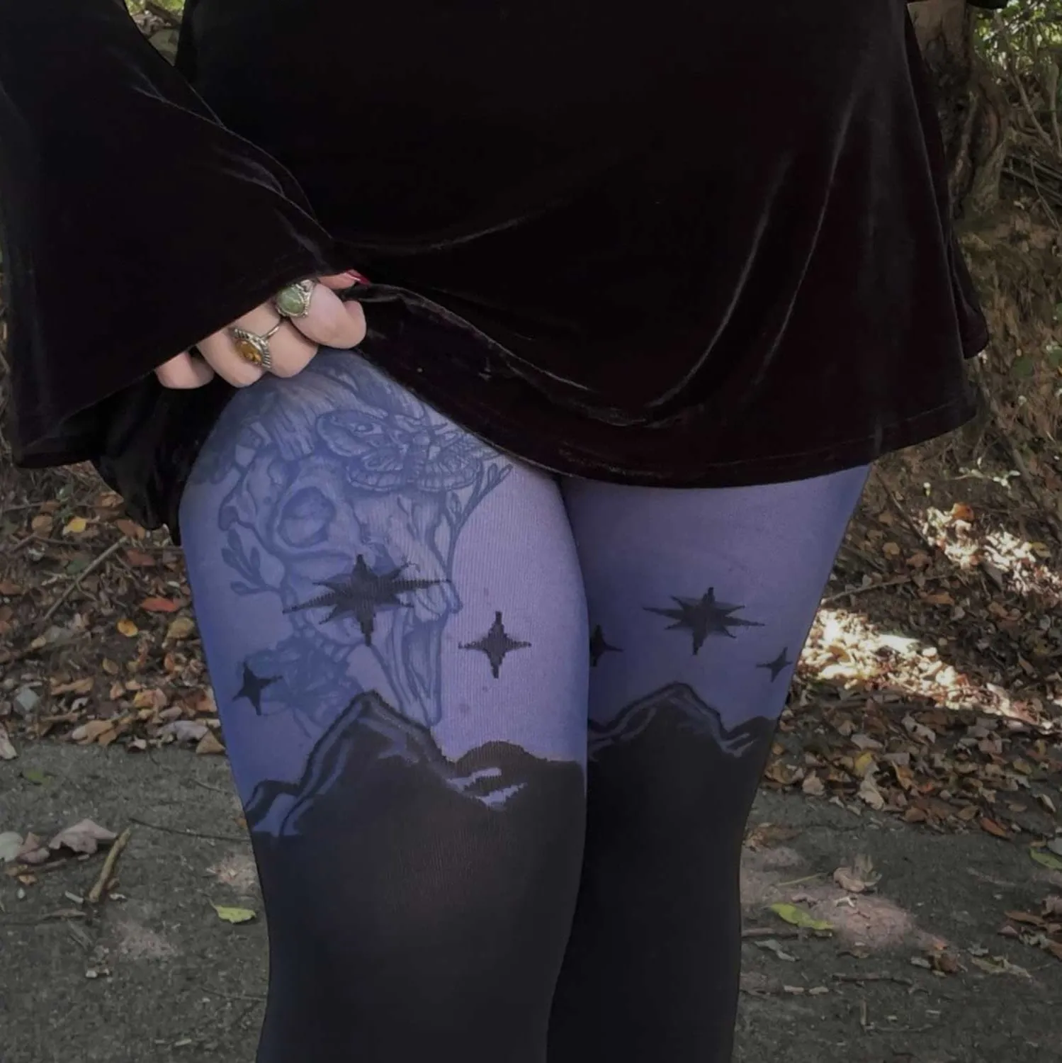 Tights with Bow Before No One Design from the ACOTAR Collection