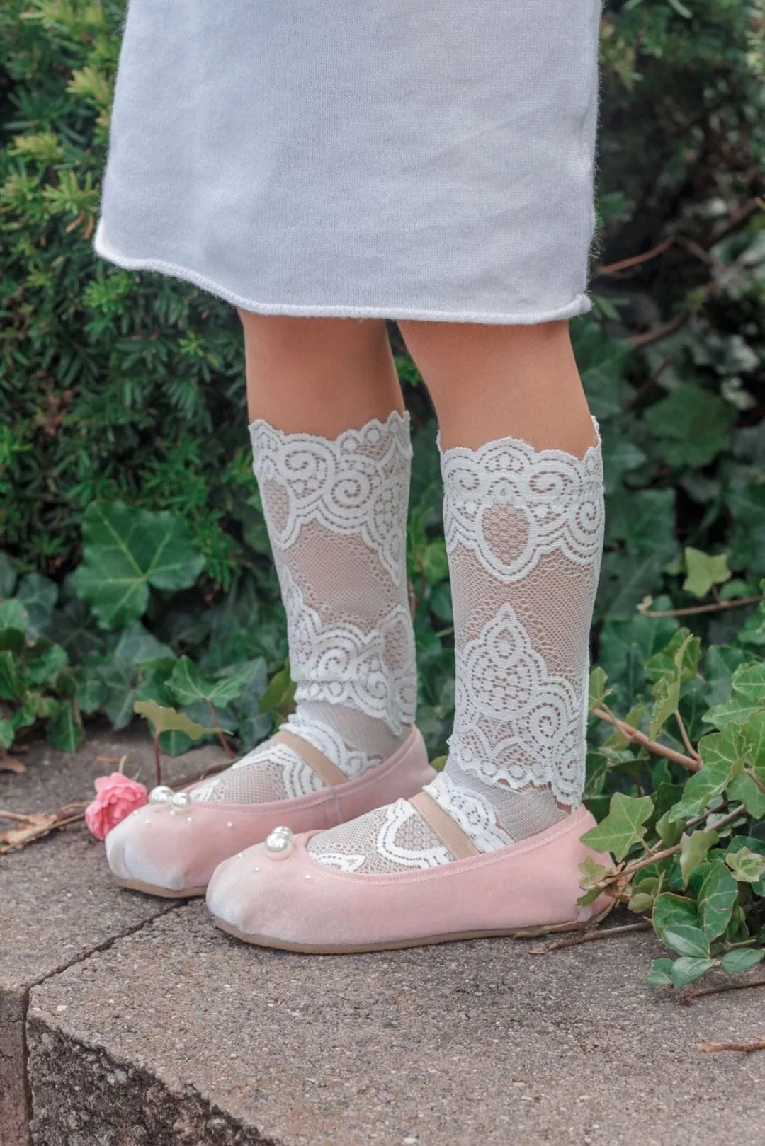 Alice Lace Socks