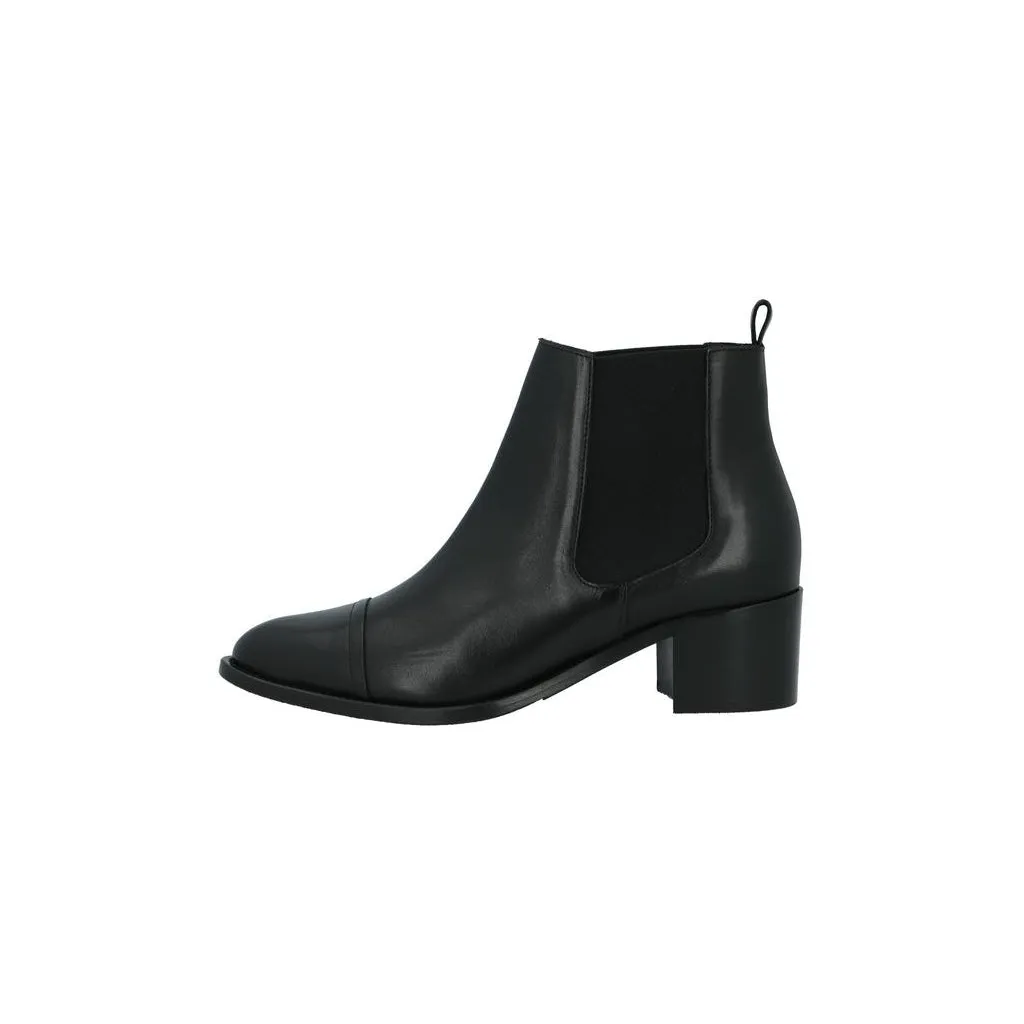 Biacarol Black Dress Chelsea Boots