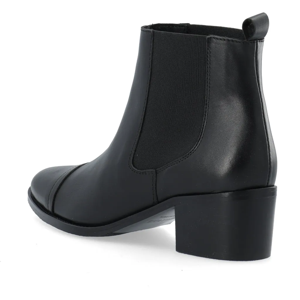 Biacarol Black Dress Chelsea Boots