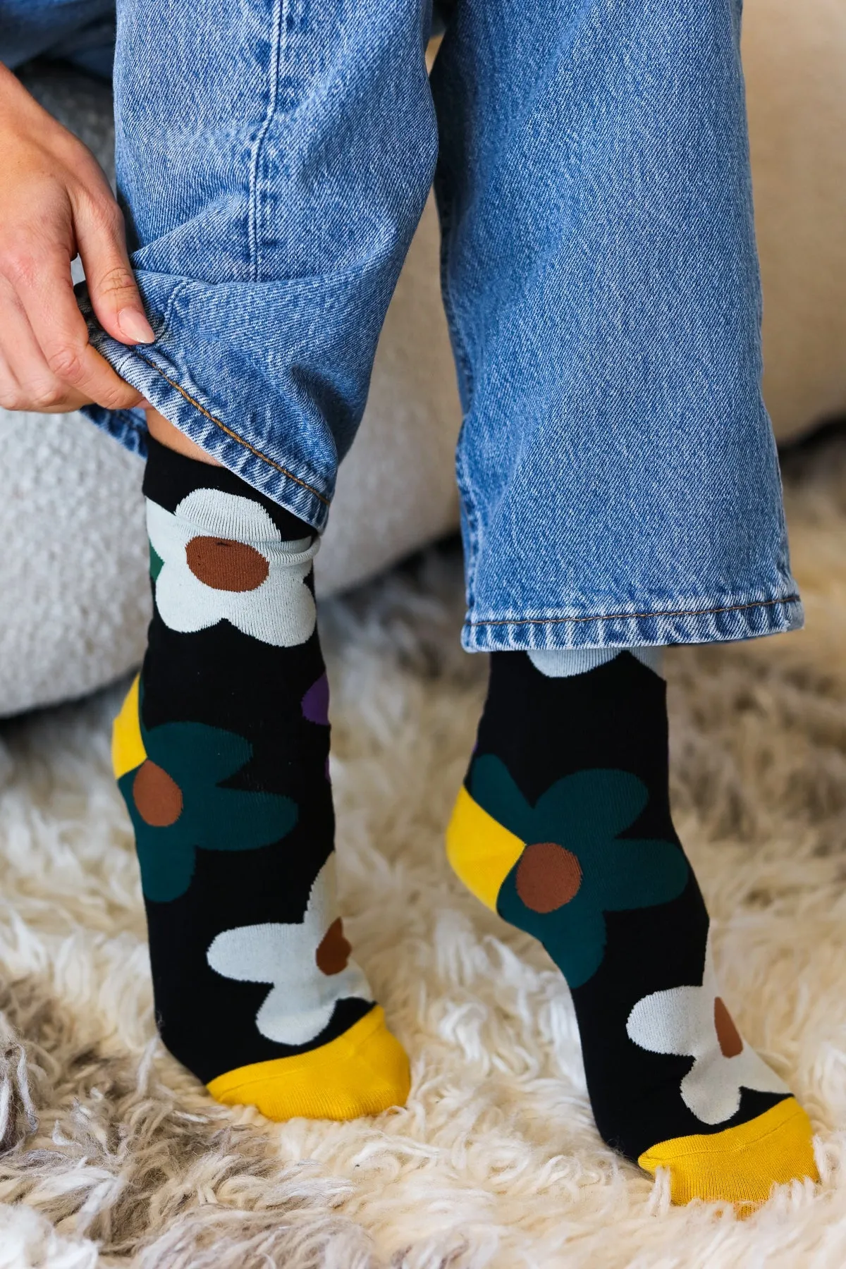 Black Floral Ankle Socks