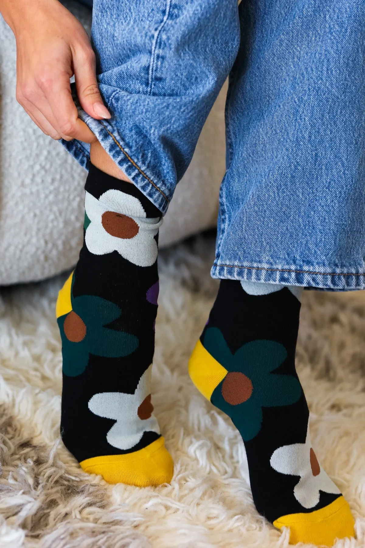 Black Floral Ankle Socks