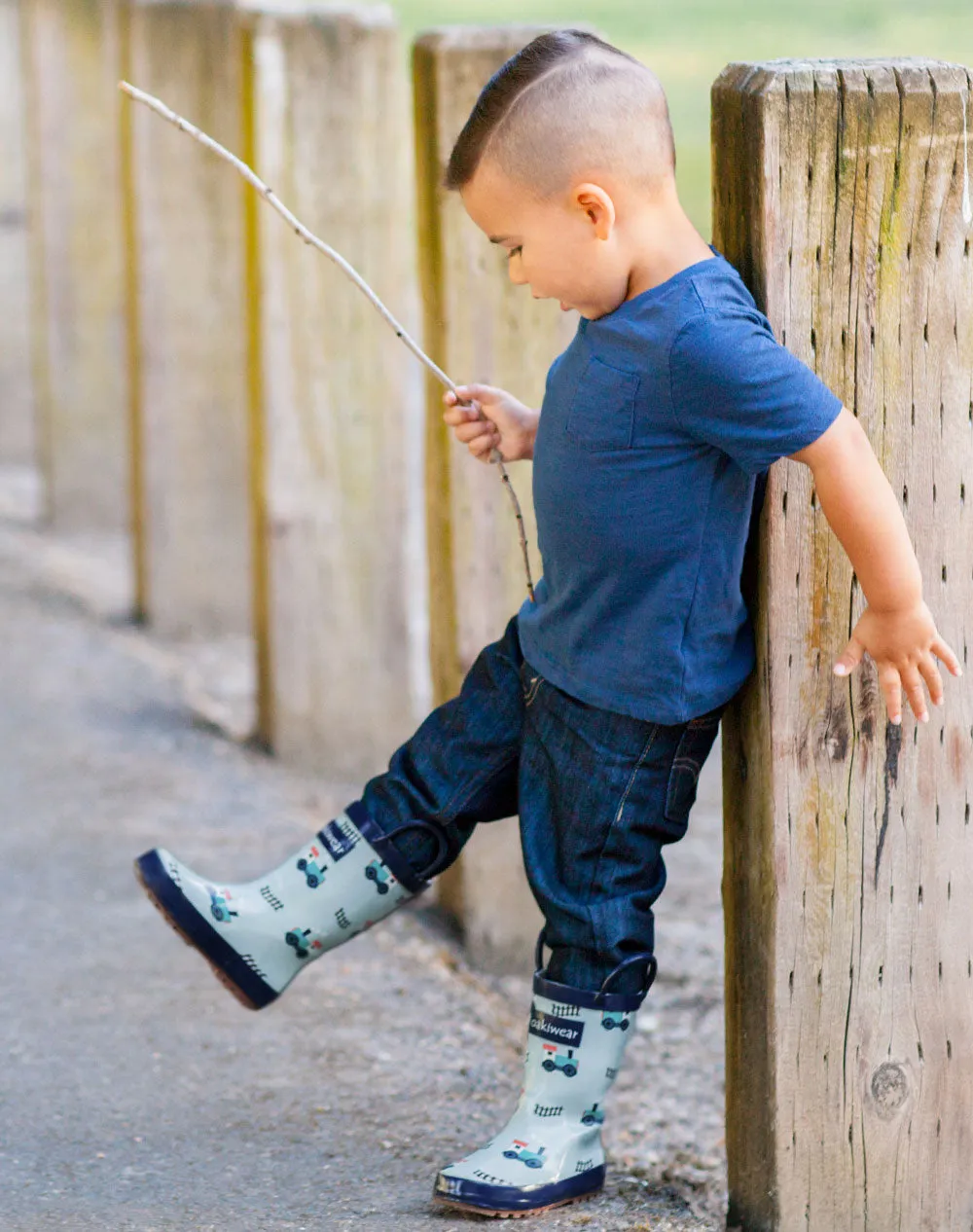 CHILDREN’S RUBBER RAIN BOOTS TRAINS & TRACKS