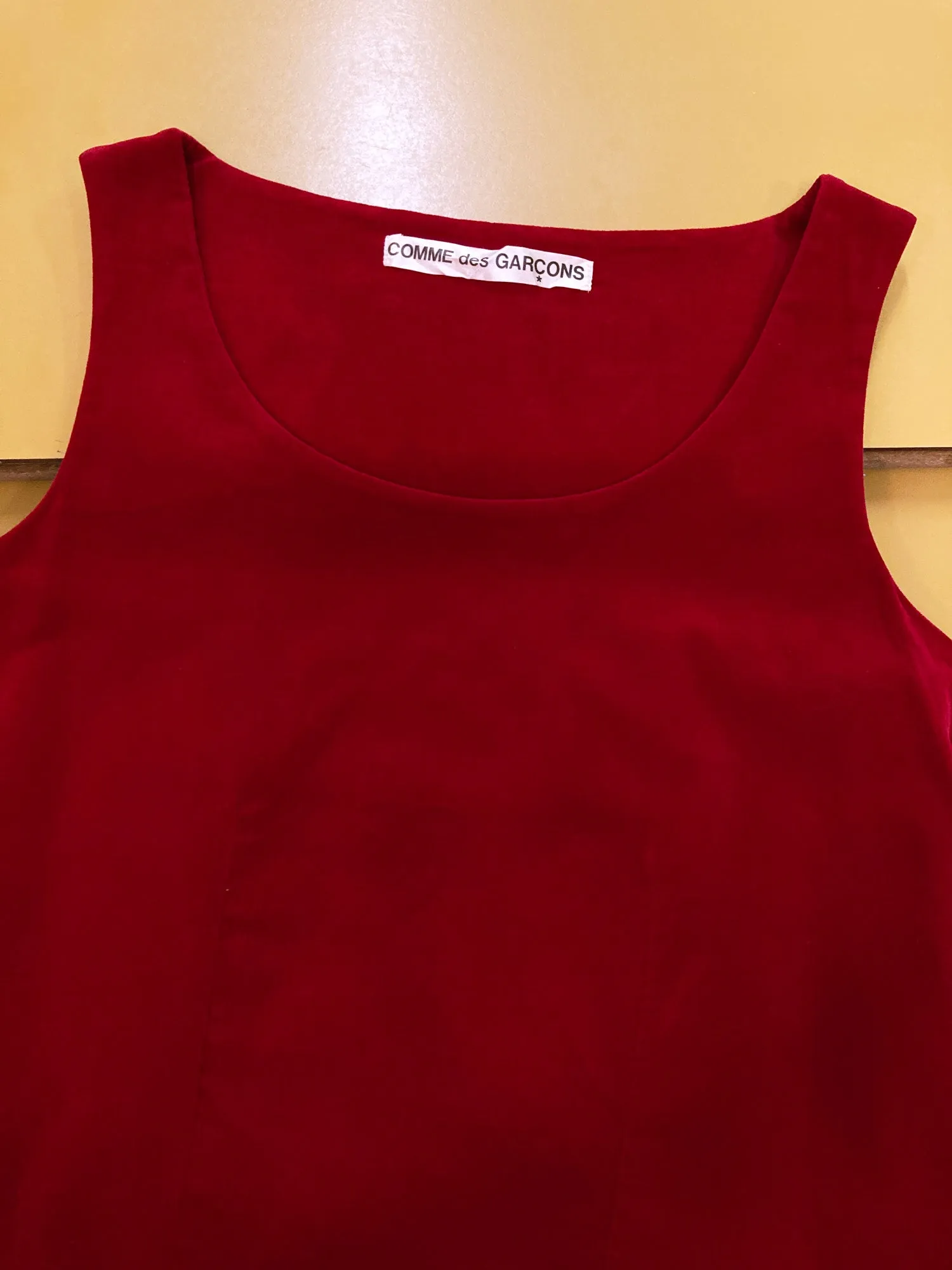 Comme des Garcons AW1995 red velvet sleeveless dress