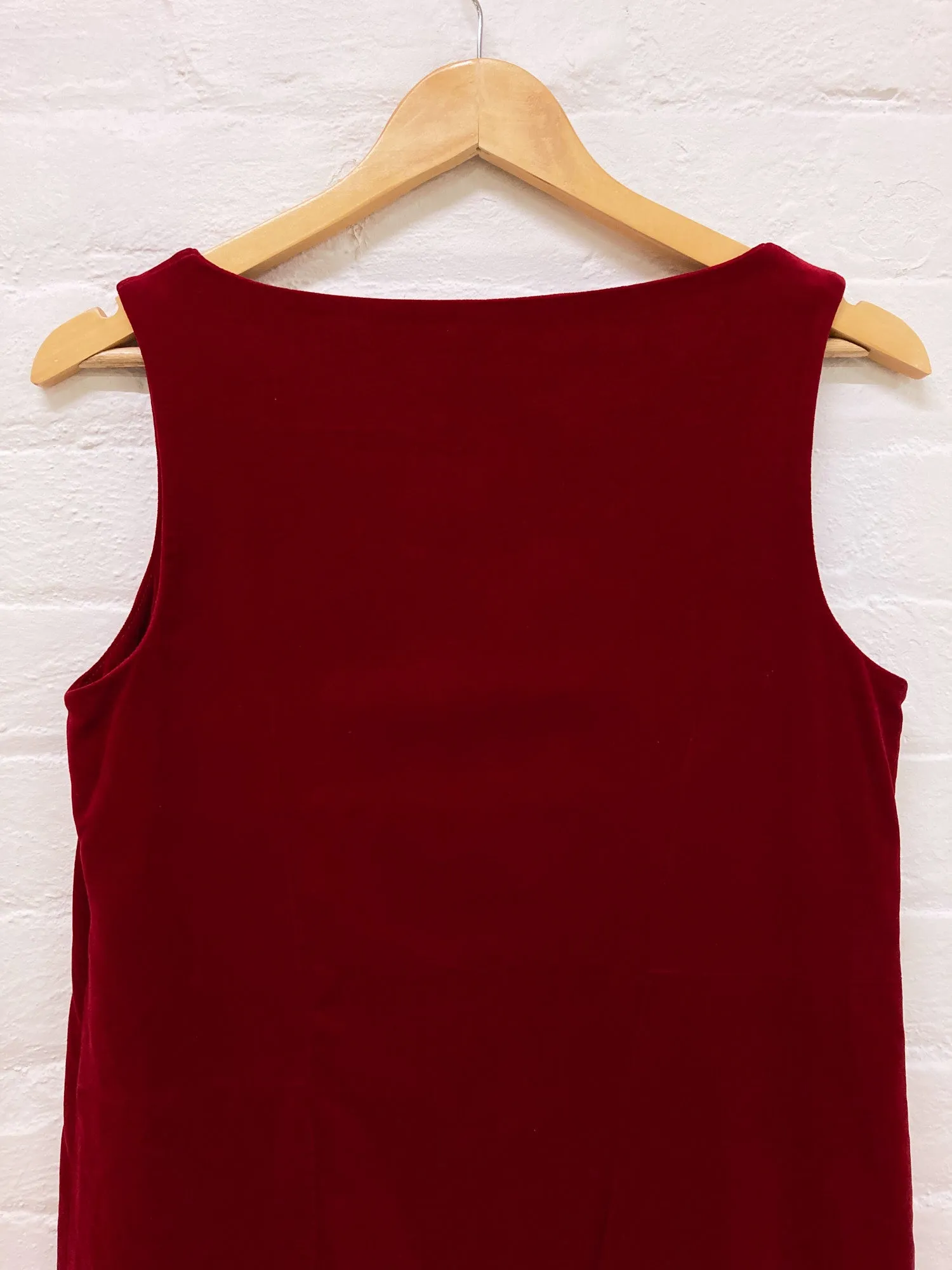 Comme des Garcons AW1995 red velvet sleeveless dress