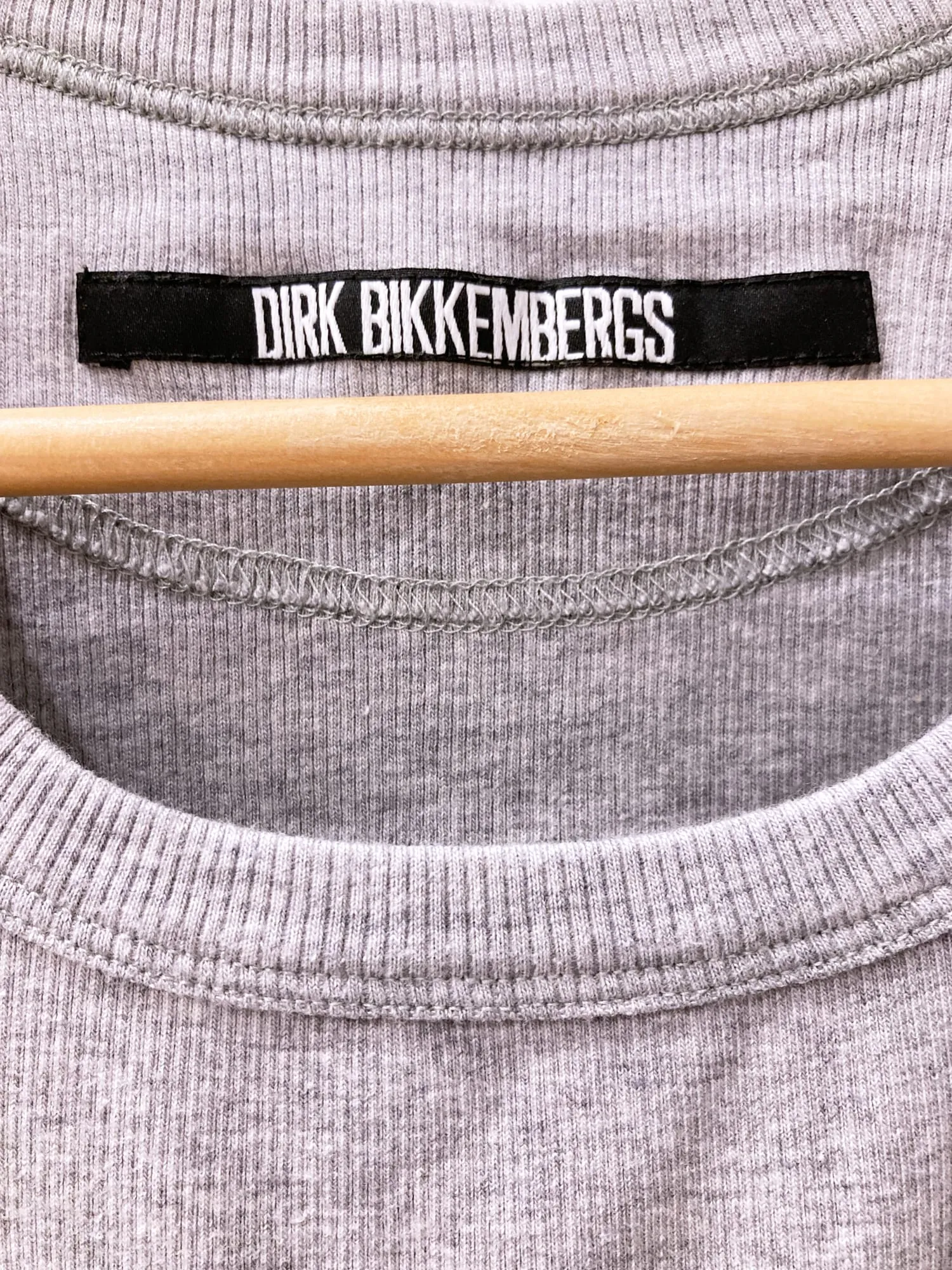 Dirk Bikkembergs grey marle rib knit tank top with striped pink panels