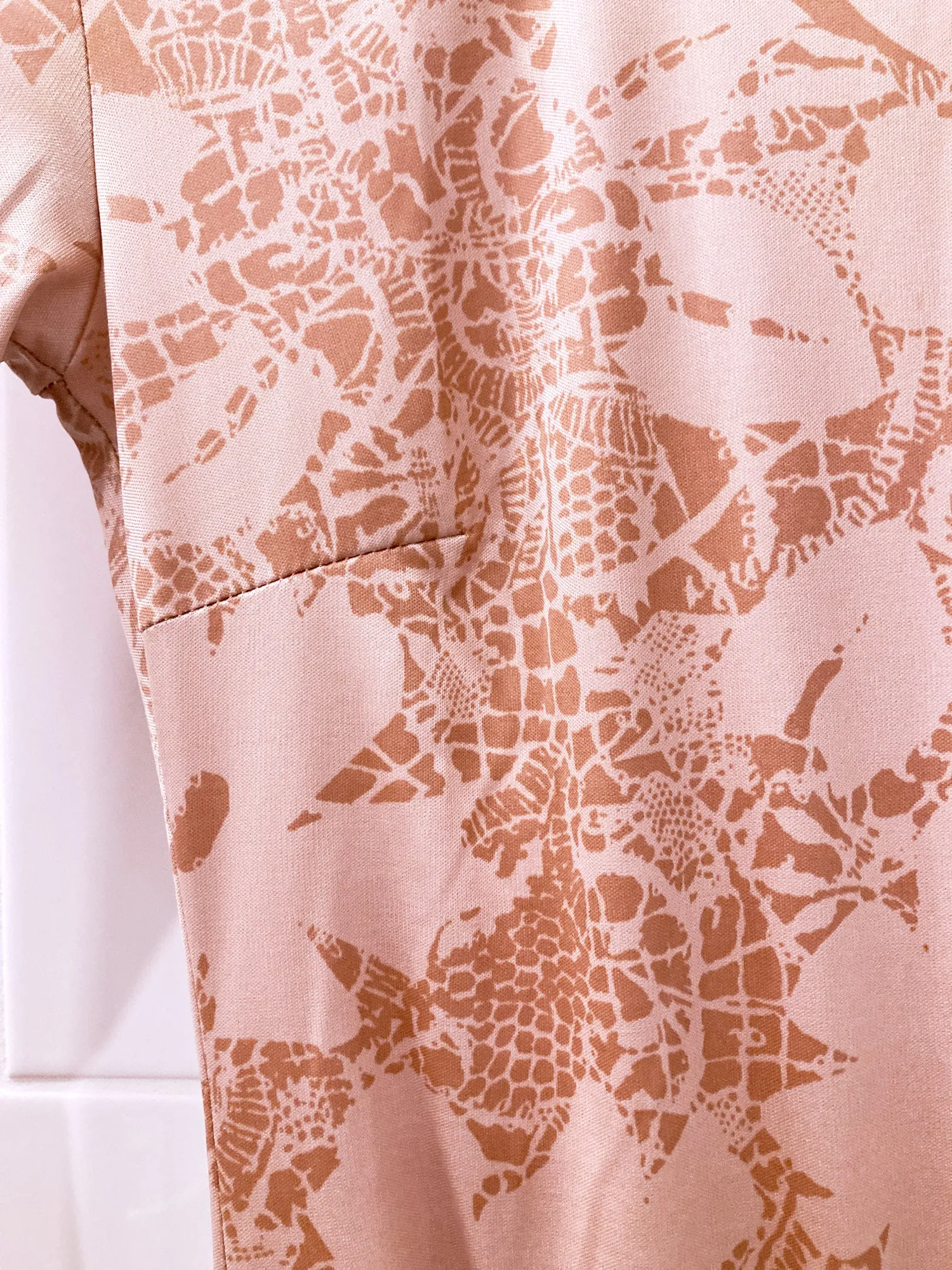 Jean Colonna pink floral print long sleeve dress with drawstring waist detail