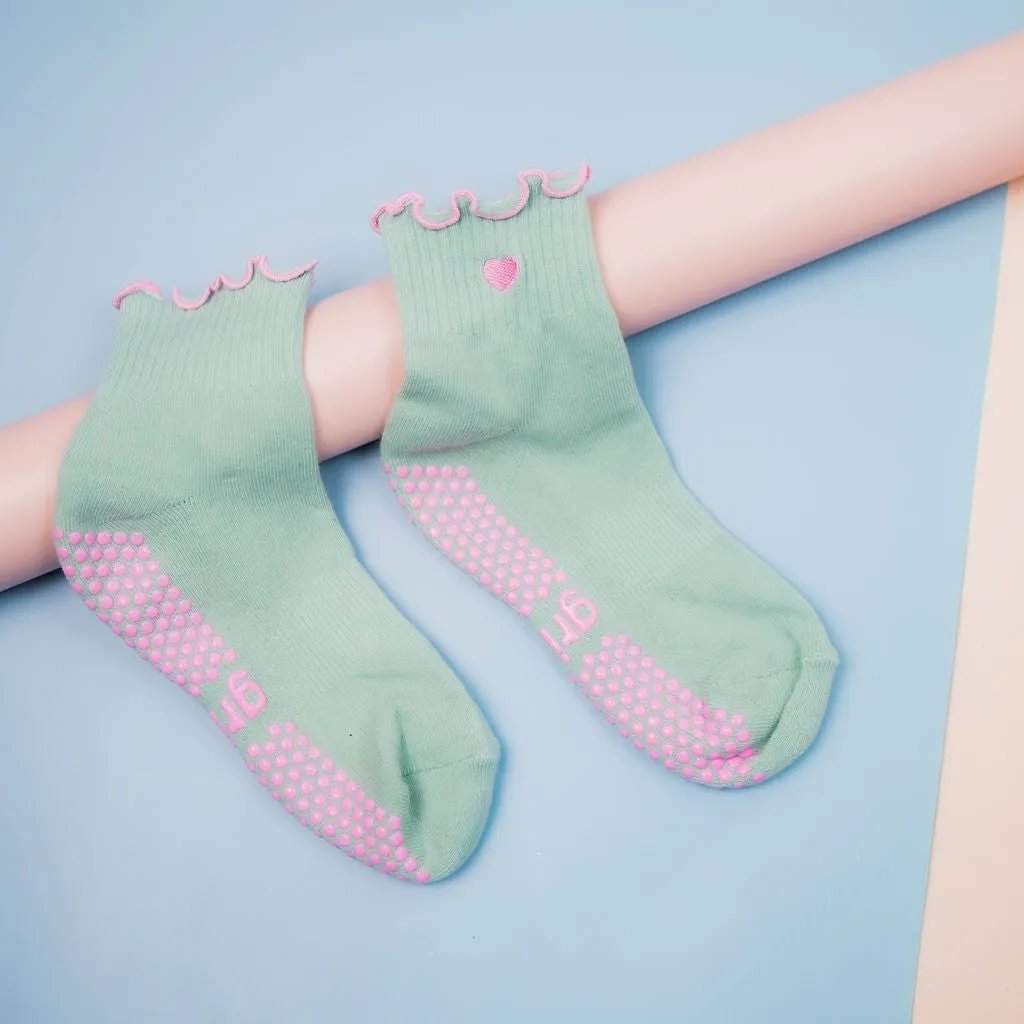 Pastel Ankle Frill Grippy Socks