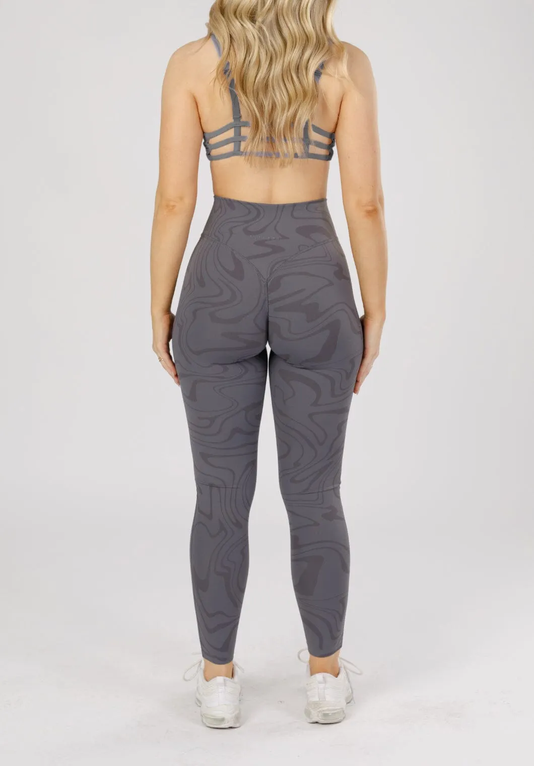 RecStretch DesB High Flow Sculptseam™ Plus Legging Groove