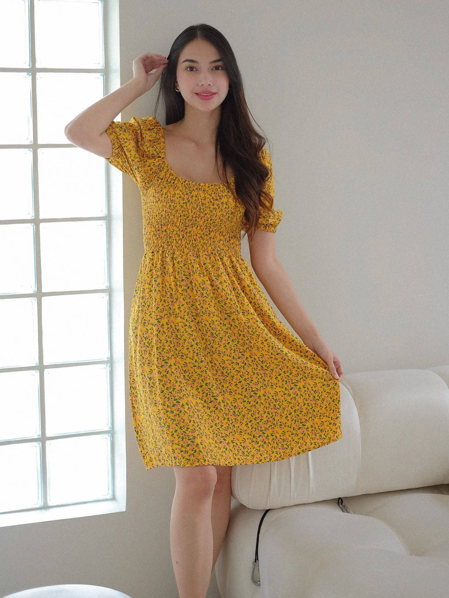 Sabrina knee length dress - Amber