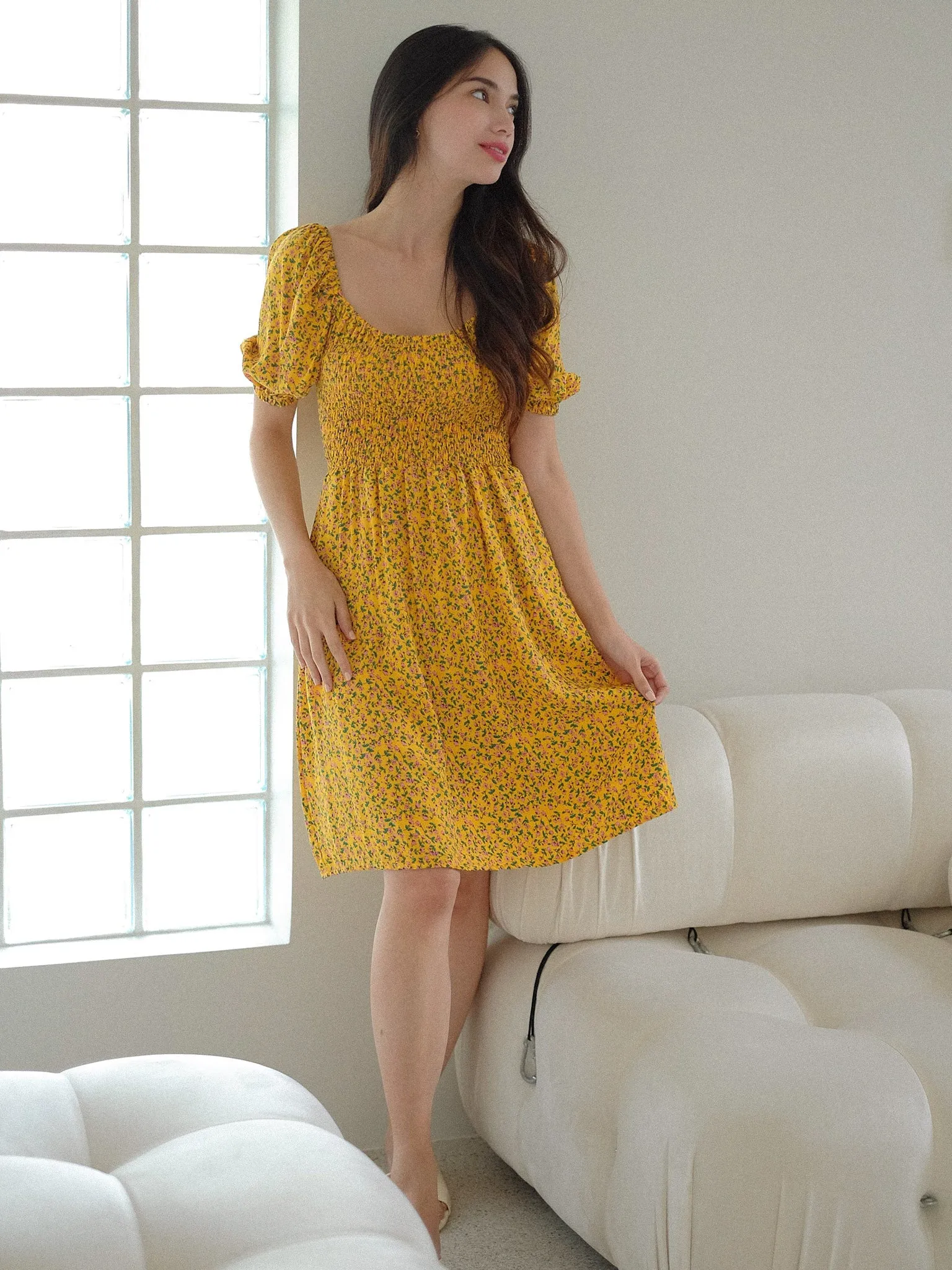 Sabrina knee length dress - Amber