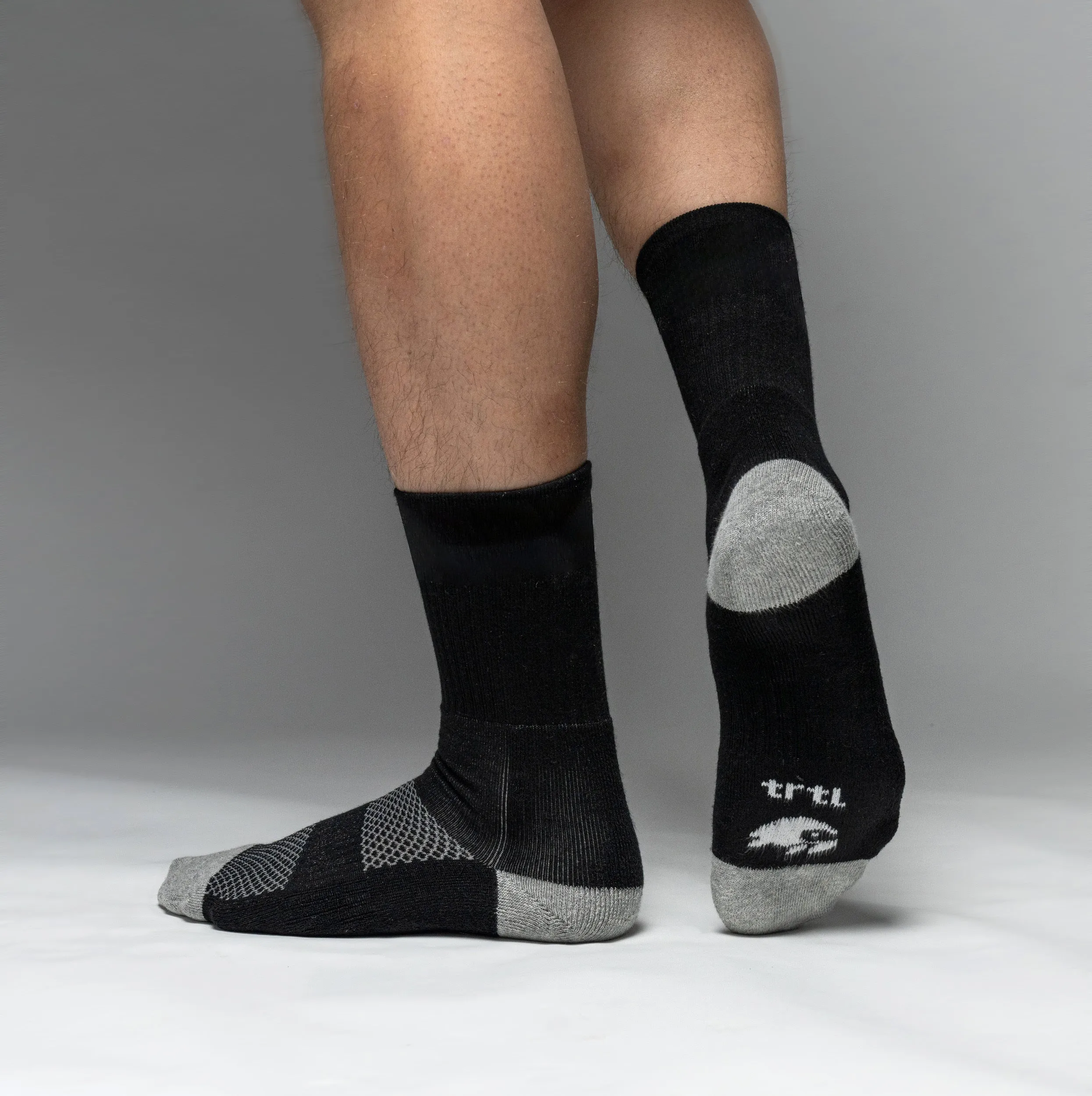 TRTL BAMBOO TRAVEL SOCKS [2 PAIRS]